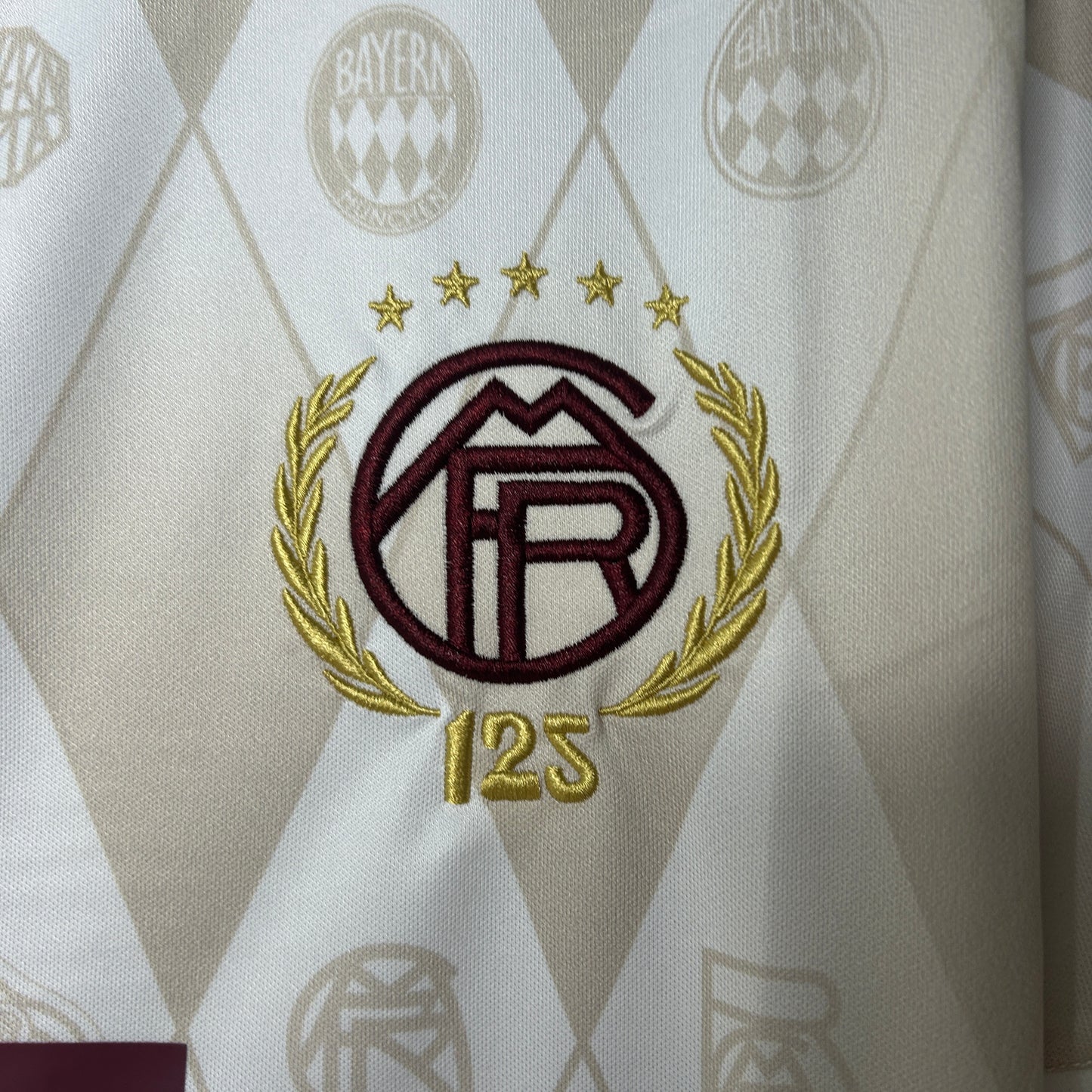 Bayern Munich edição especial 2025/26