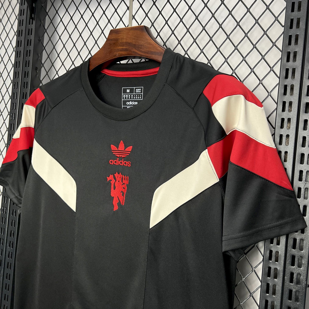 Manchester United edição especial 2024/25