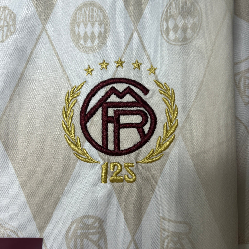 Bayern Munich edição especial 2025/26