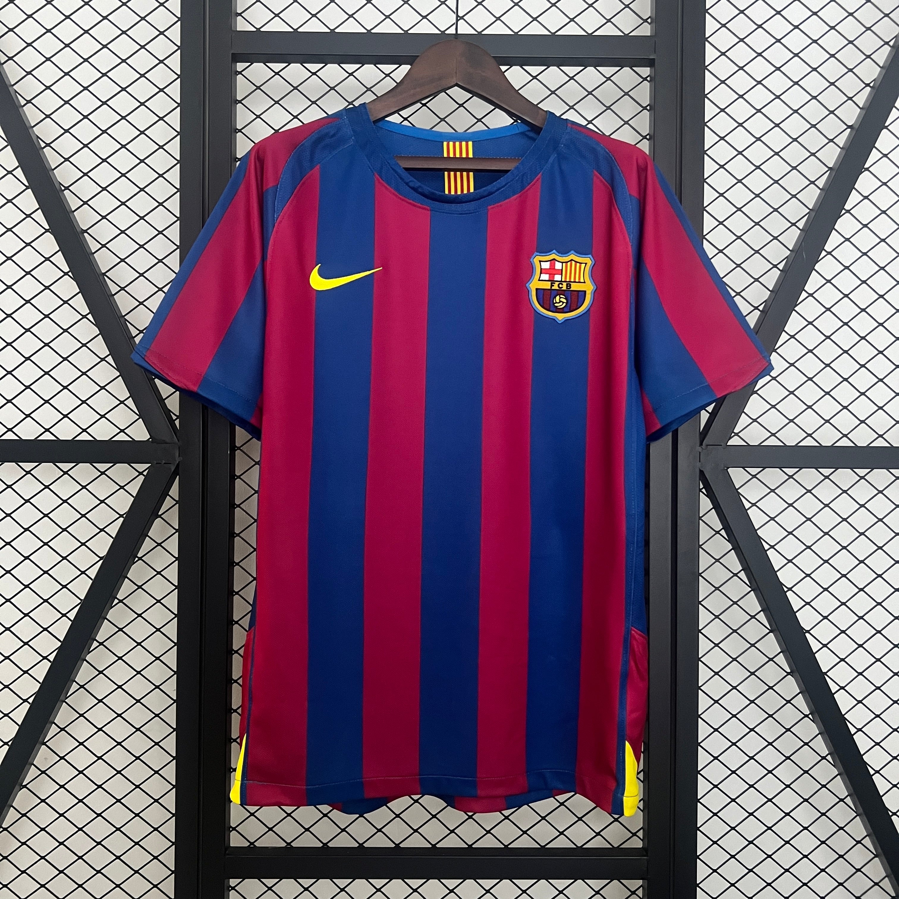Barcelona Retrô 2005/06